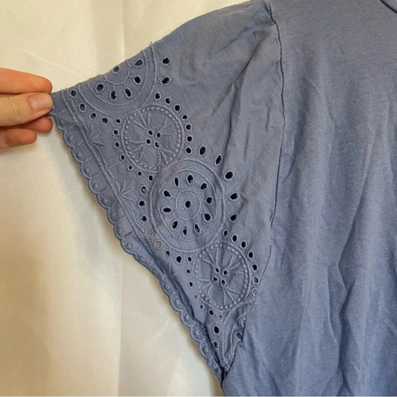 GAP Women’s Blue Periwinkle Shirt Laced Ruffly Sleeves Size Medium - Picture 3 of 10